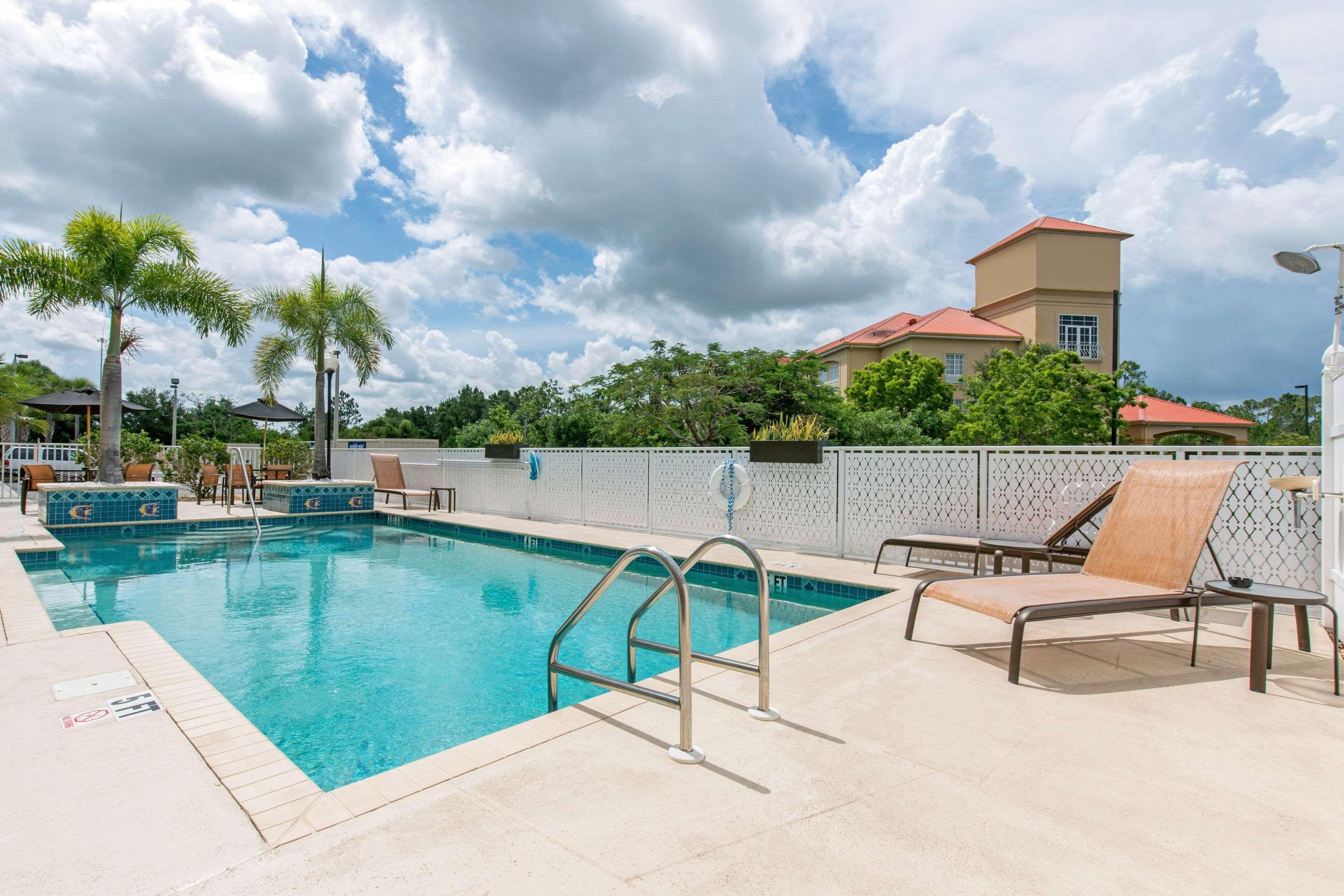 Sleep Inn & Suites Port Charlotte-Punta Gorda Dış mekan fotoğraf
